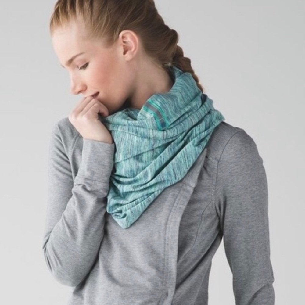 Lululemon Vinyasa Scarf - Space Dye Camo